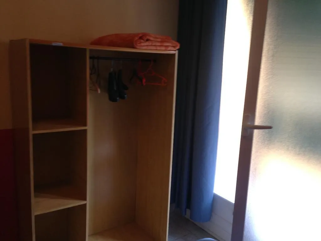 Guest house Pension Bertolin Barcelona Spain
